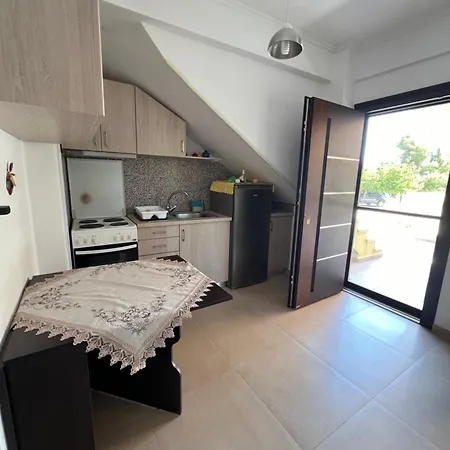 Apartment Epavli Xenia Pefkochori-paliouri 50m *