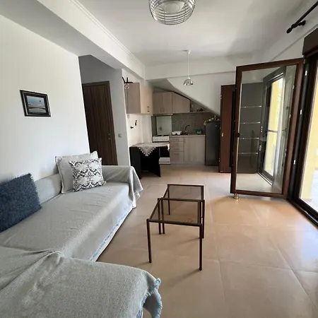 Epavli Xenia Pefkochori-paliouri 50m Apartment Paliouri